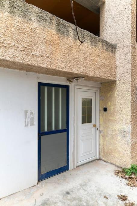 Apartment At Ano Glifada. アテネ エクステリア 写真