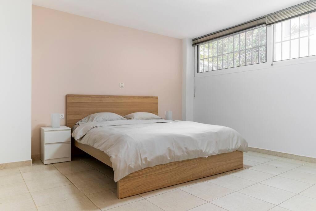 Apartment At Ano Glifada. アテネ エクステリア 写真